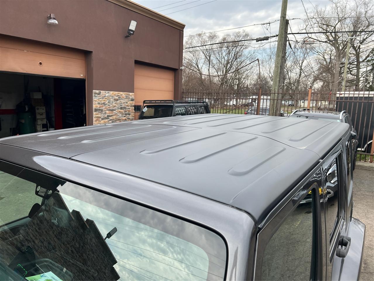 Jeep Wrangler Unlimited 4WD 4dr Sahara 2016