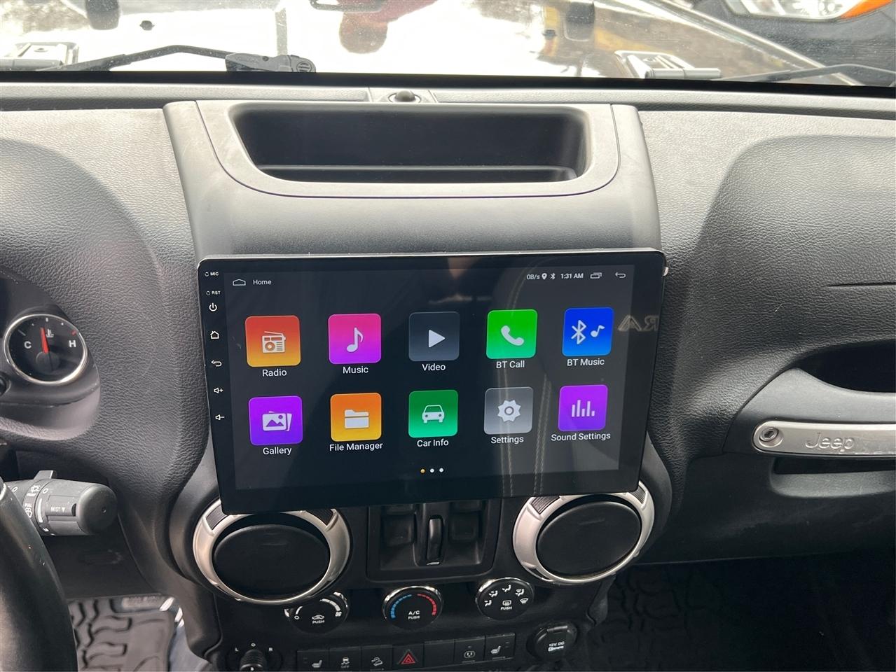 Jeep Wrangler Unlimited 4WD 4dr Sahara 2016