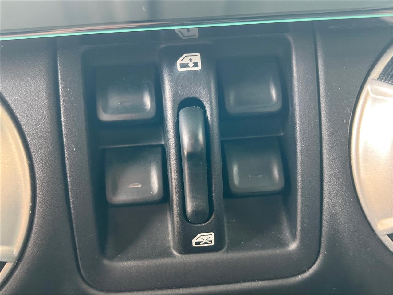 Jeep Wrangler Unlimited 4WD 4dr Sahara 2016