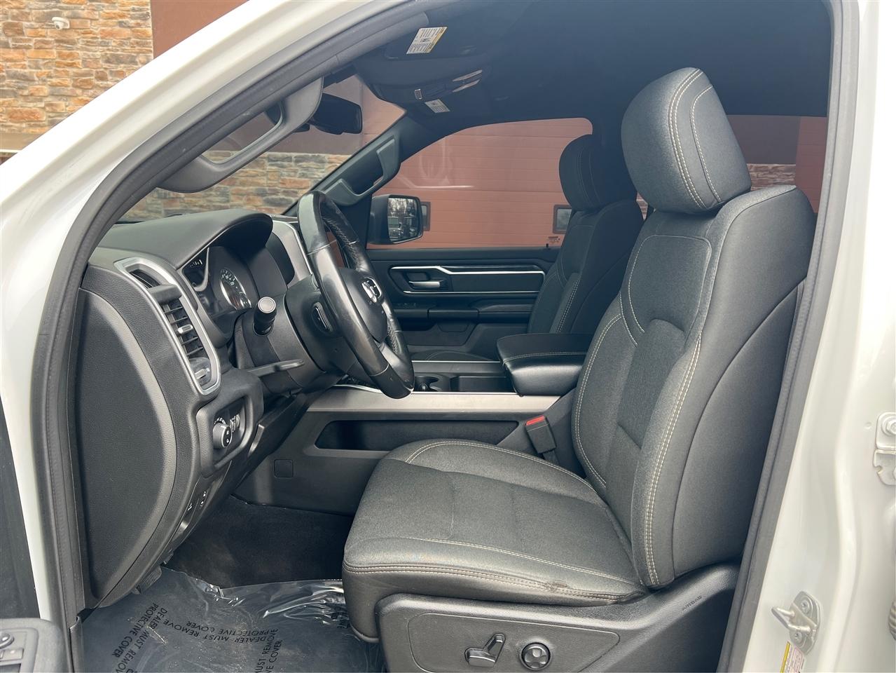 RAM 1500 Big Horn/Lone Star 4x4 Crew Cab 5'7" Box 2019