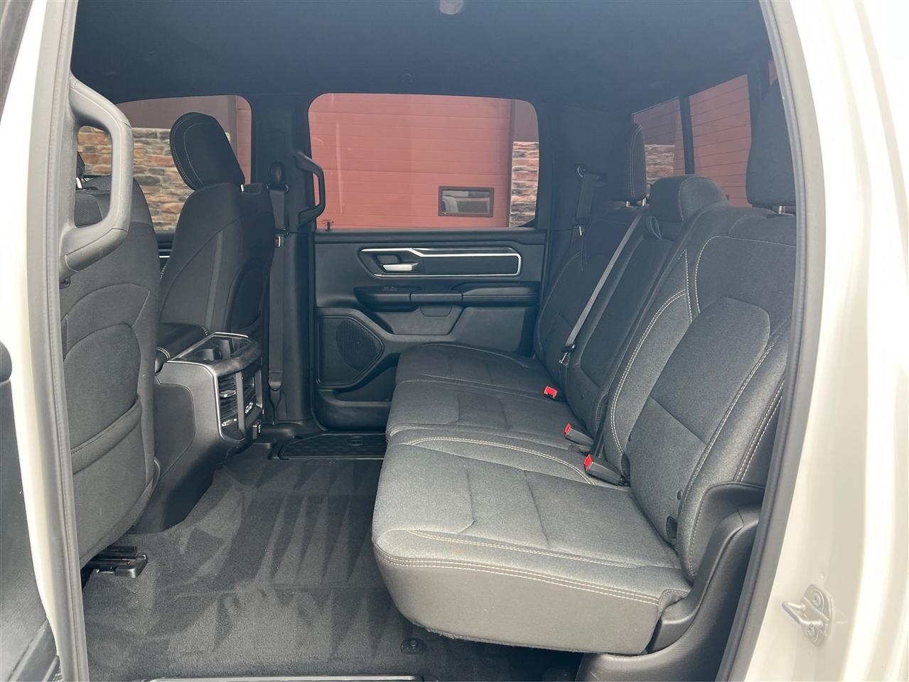 RAM 1500 Big Horn/Lone Star 4x4 Crew Cab 5'7" Box 2019