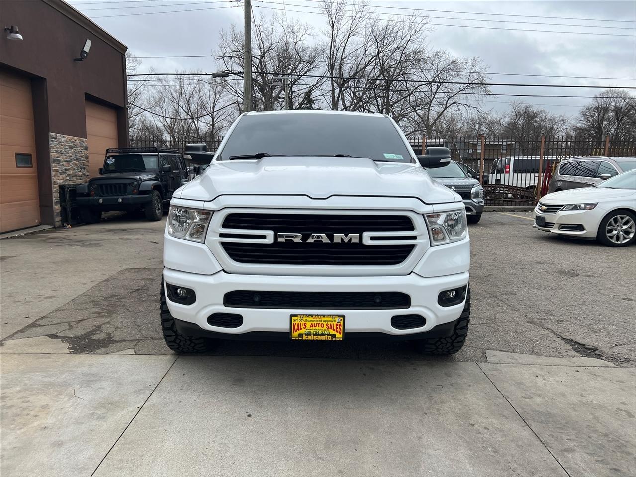 RAM 1500 Big Horn/Lone Star 4x4 Crew Cab 5'7" Box 2019