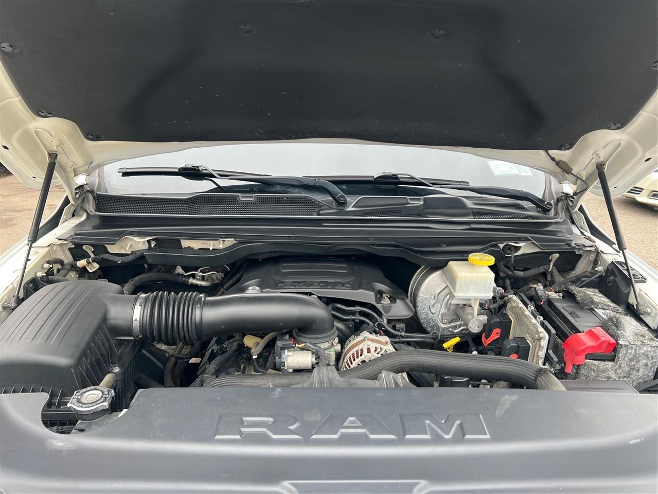 RAM 1500 Big Horn/Lone Star 4x4 Crew Cab 5'7" Box 2019