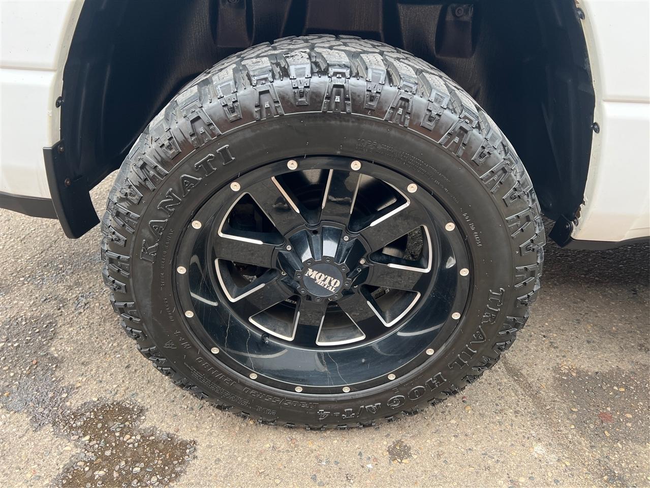 RAM 1500 Big Horn/Lone Star 4x4 Crew Cab 5'7" Box 2019