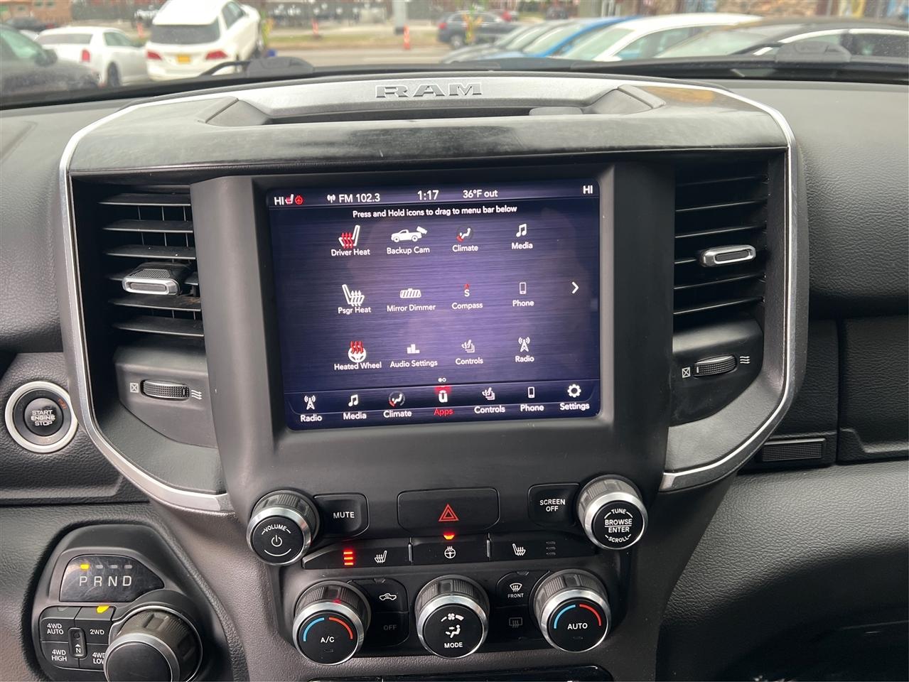 RAM 1500 Big Horn/Lone Star 4x4 Crew Cab 5'7" Box 2019