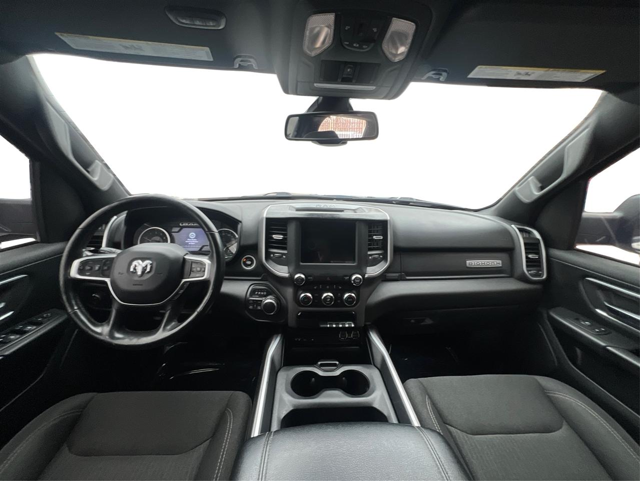 RAM 1500 Big Horn/Lone Star 4x4 Crew Cab 5'7" Box 2019