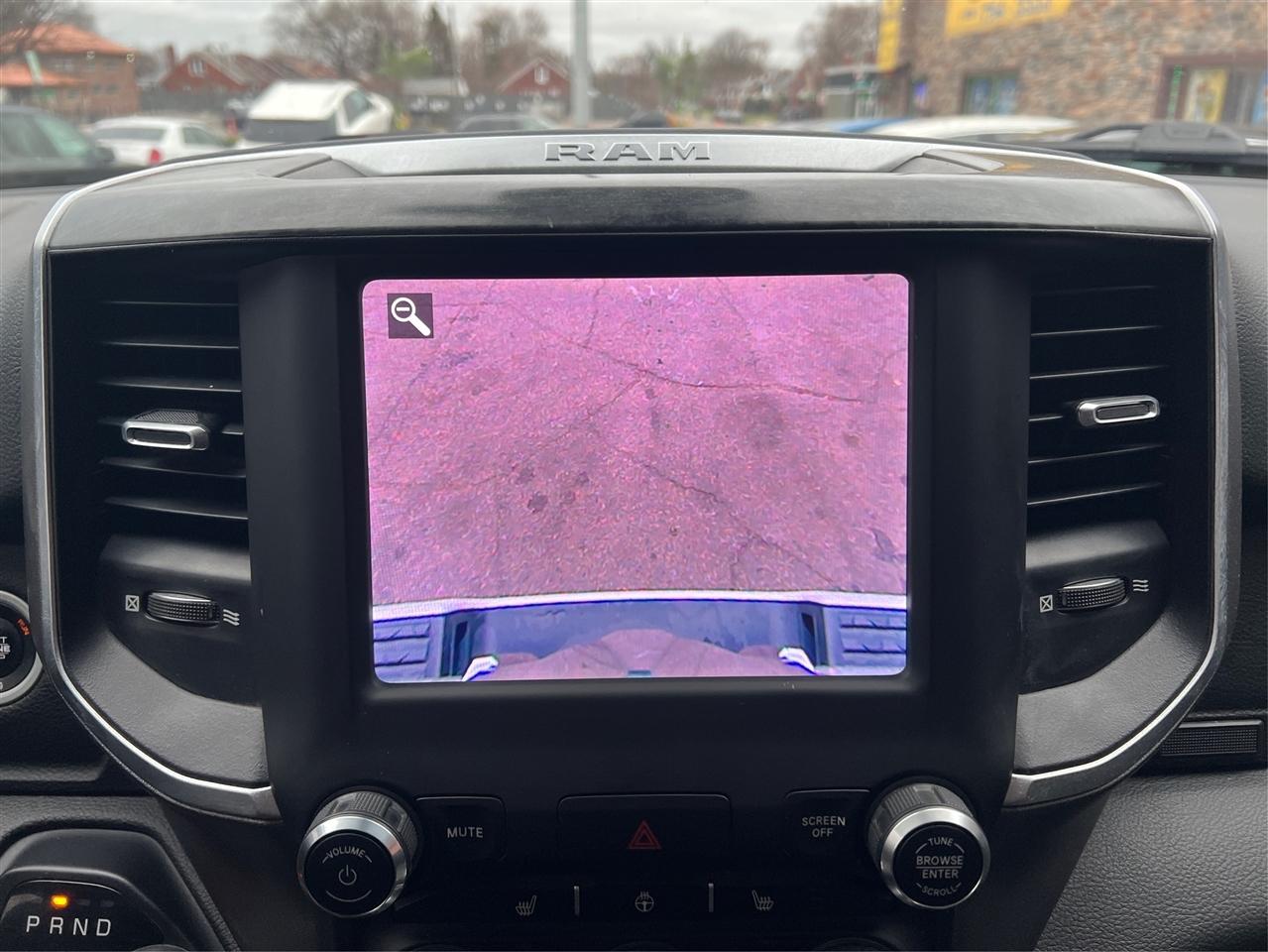 RAM 1500 Big Horn/Lone Star 4x4 Crew Cab 5'7" Box 2019