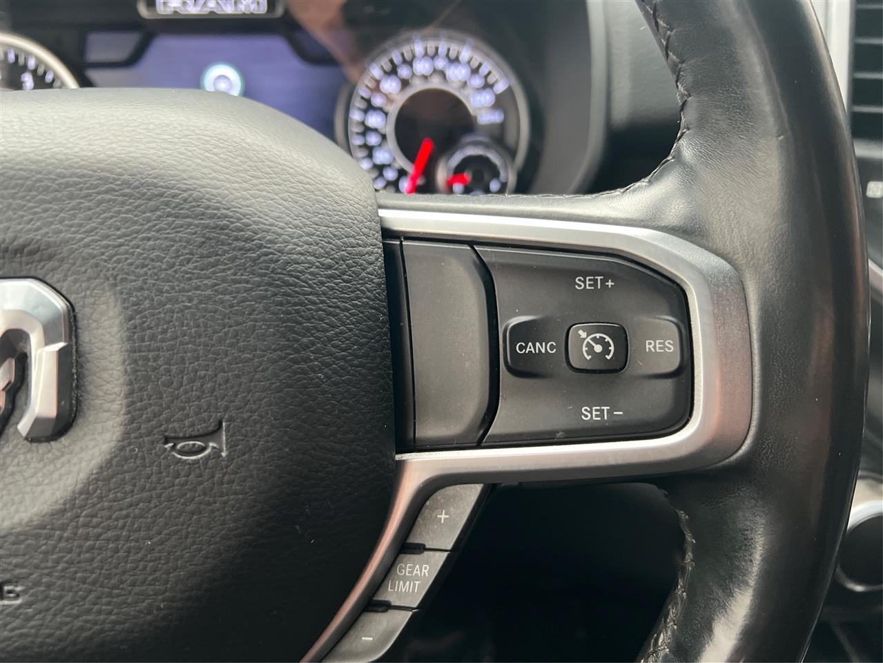 RAM 1500 Big Horn/Lone Star 4x4 Crew Cab 5'7" Box 2019