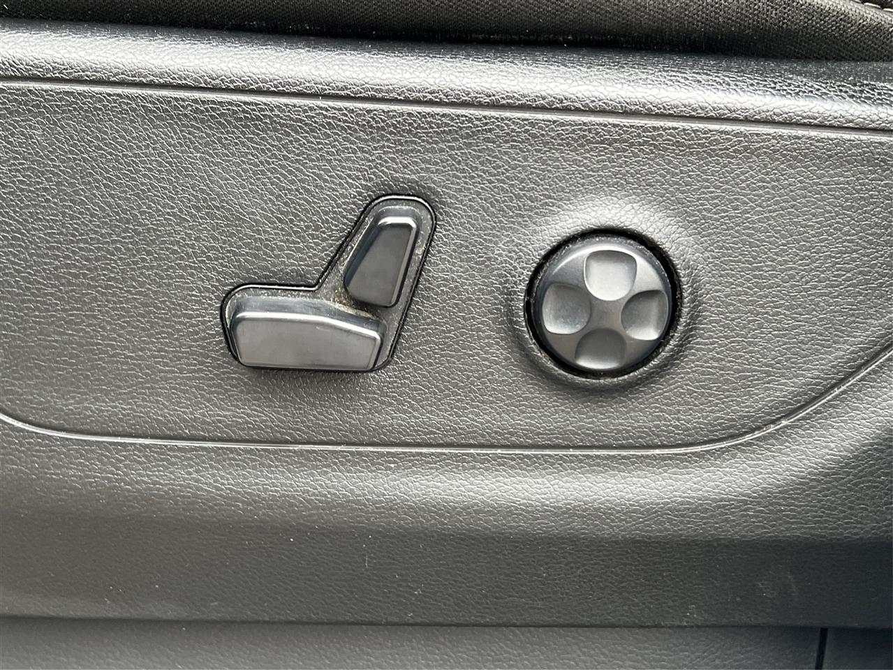 RAM 1500 Big Horn/Lone Star 4x4 Crew Cab 5'7" Box 2019