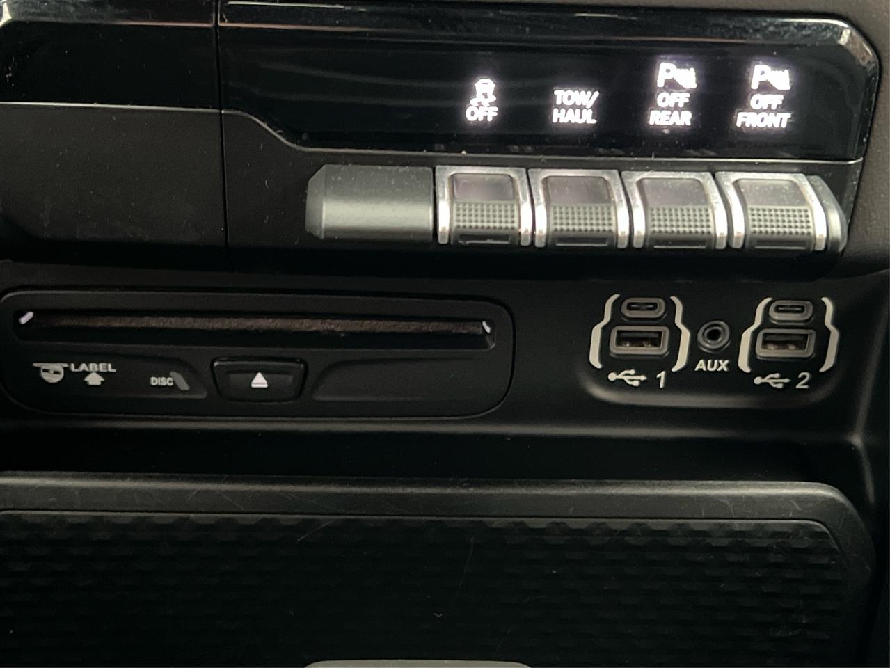 RAM 1500 Big Horn/Lone Star 4x4 Crew Cab 5'7" Box 2019