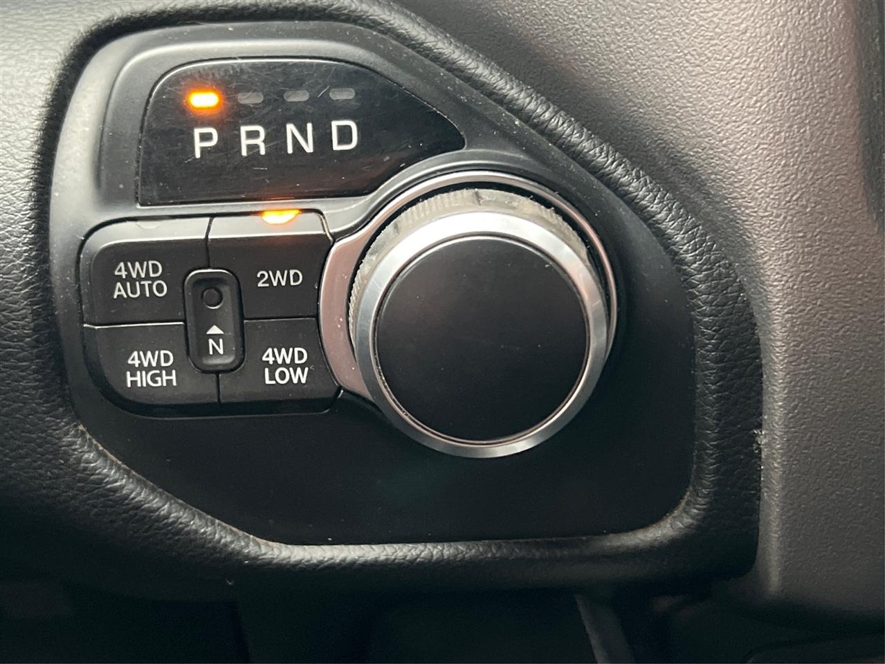 RAM 1500 Big Horn/Lone Star 4x4 Crew Cab 5'7" Box 2019