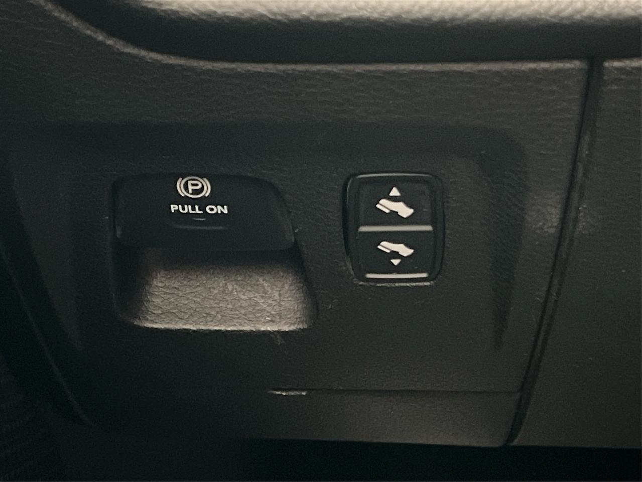 RAM 1500 Big Horn/Lone Star 4x4 Crew Cab 5'7" Box 2019