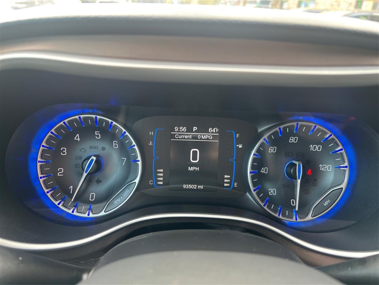 Chrysler Pacifica Touring-L FWD 2017