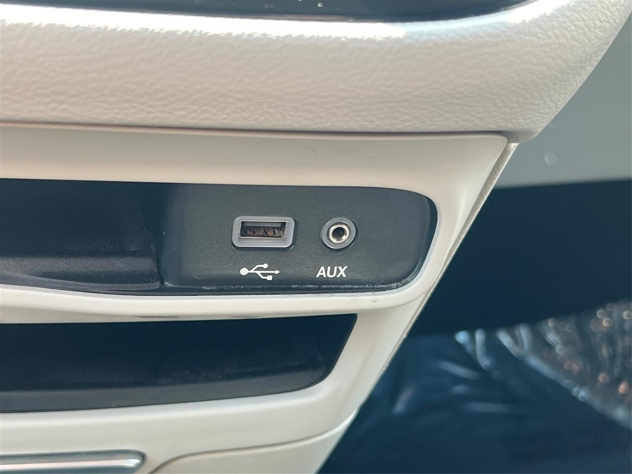 Chrysler Pacifica Touring-L FWD 2017