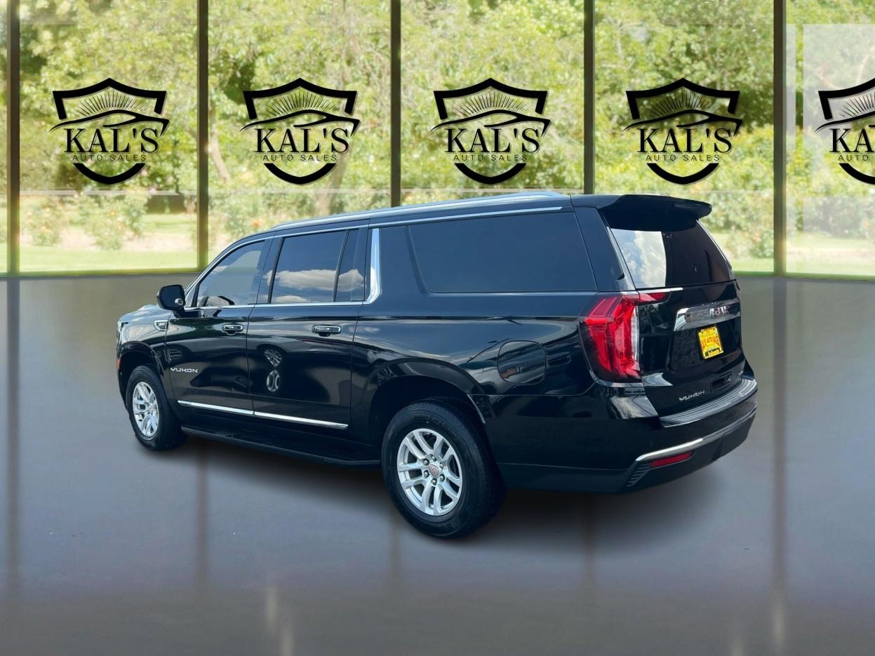 GMC Yukon XL 4WD 4dr SLT 2022