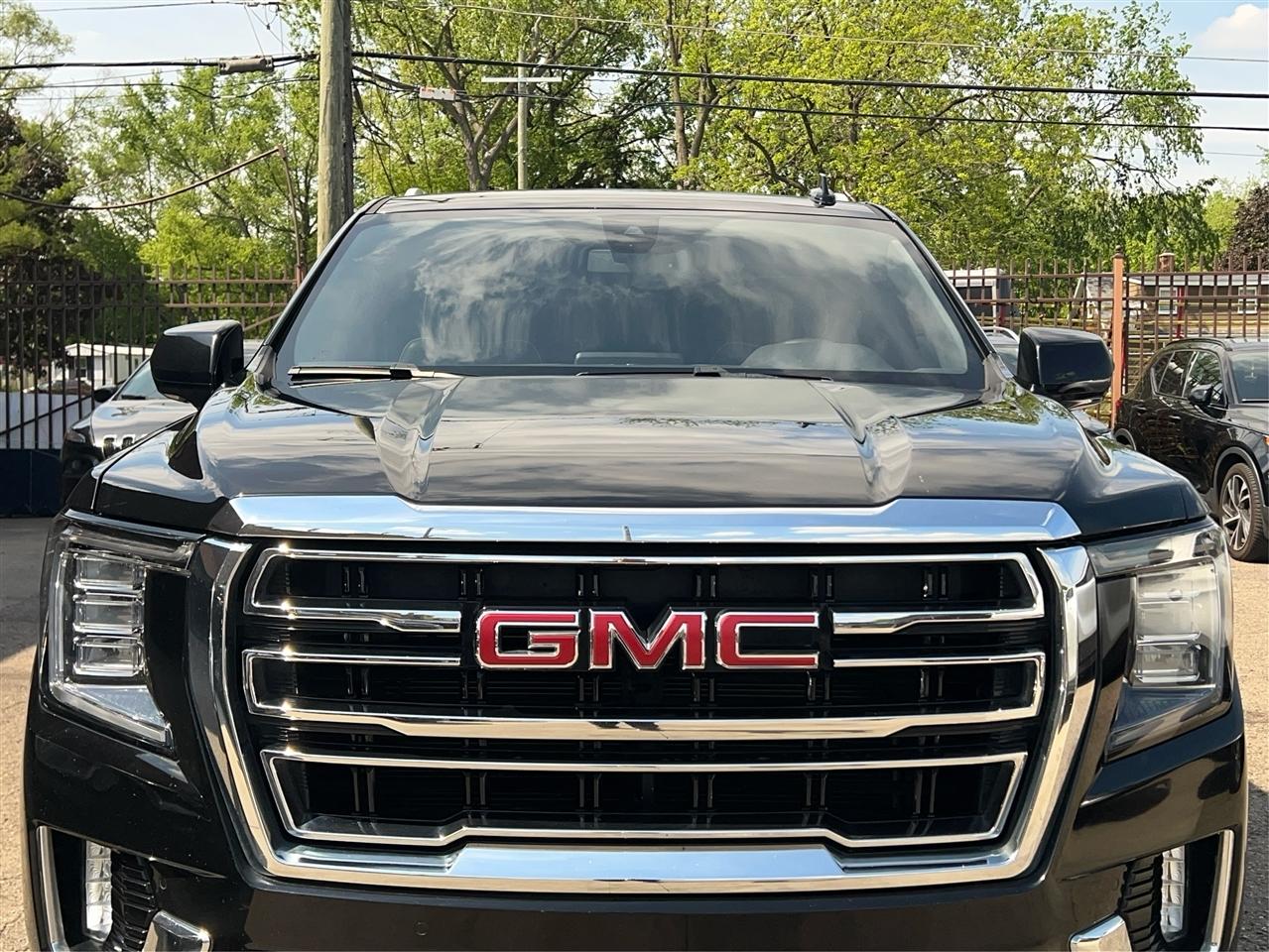 GMC Yukon XL 4WD 4dr SLT 2022