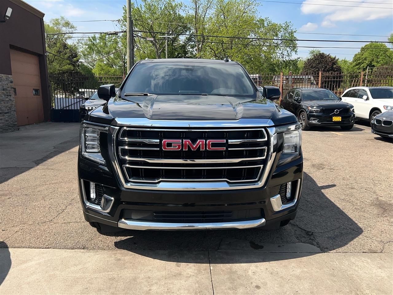 GMC Yukon XL 4WD 4dr SLT 2022