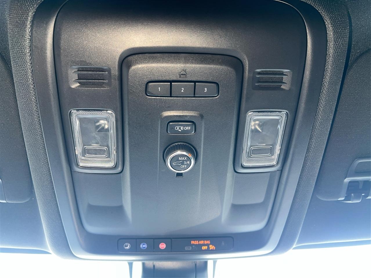 GMC Yukon XL 4WD 4dr SLT 2022