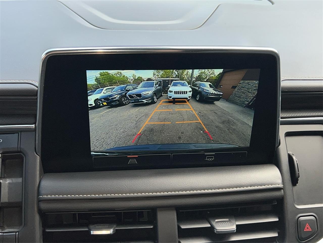 GMC Yukon XL 4WD 4dr SLT 2022