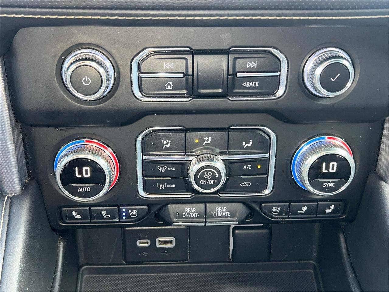 GMC Yukon XL 4WD 4dr SLT 2022