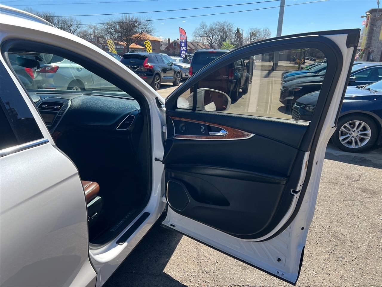 Lincoln Nautilus Reserve AWD 2019