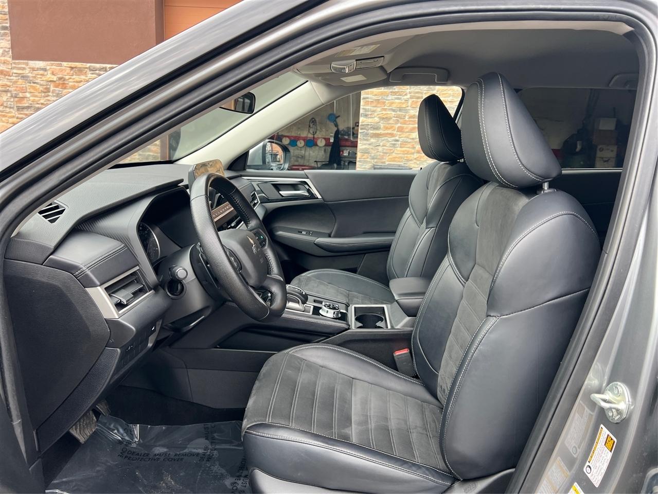 Mitsubishi Outlander SE S-AWC 2024