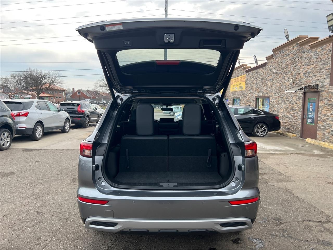 Mitsubishi Outlander SE S-AWC 2024