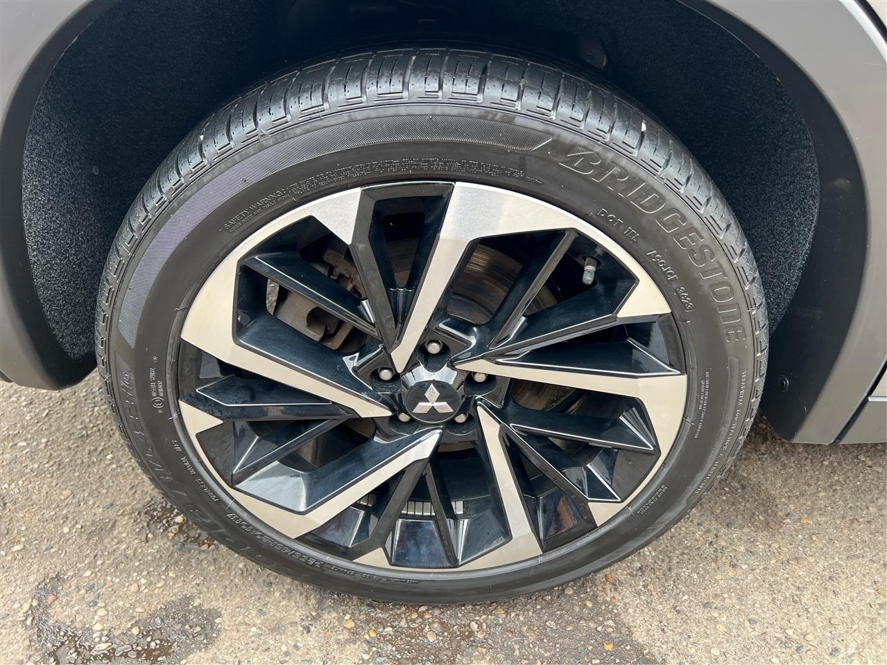 Mitsubishi Outlander SE S-AWC 2024