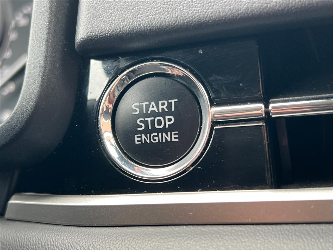 Mitsubishi Outlander SE S-AWC 2024