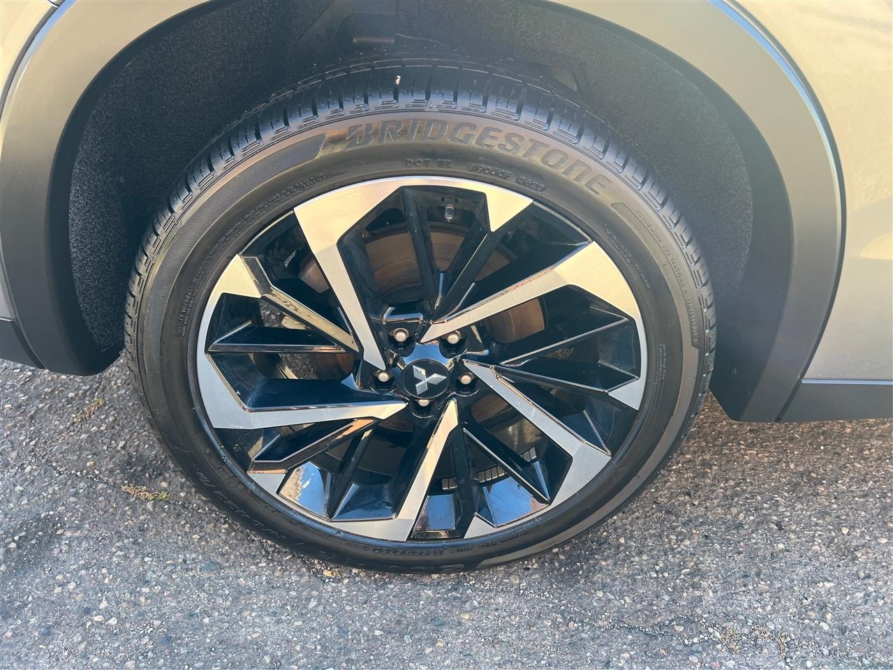 Mitsubishi Outlander SE S-AWC 2024