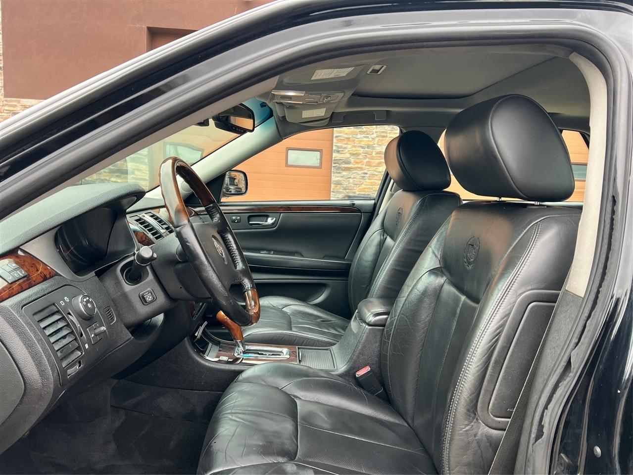 Cadillac DTS 4dr Sdn w/1SE 2008