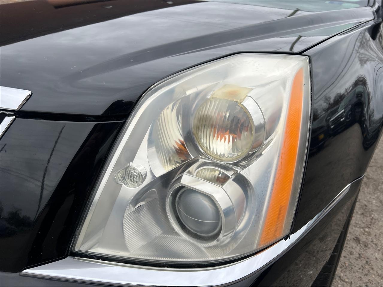 Cadillac DTS 4dr Sdn w/1SE 2008