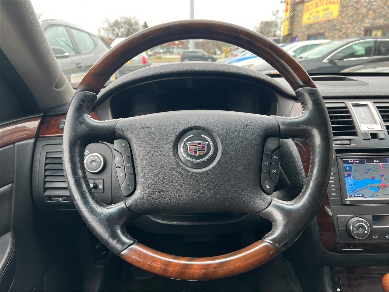 Cadillac DTS 4dr Sdn w/1SE 2008