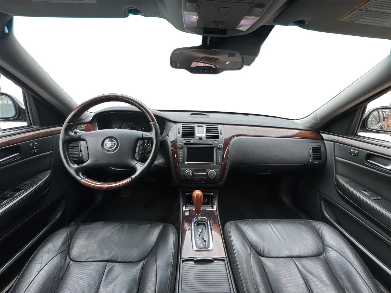 Cadillac DTS 4dr Sdn w/1SE 2008