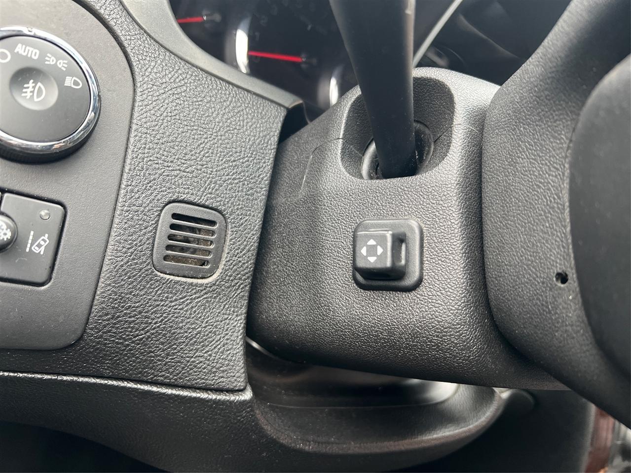 Cadillac DTS 4dr Sdn w/1SE 2008