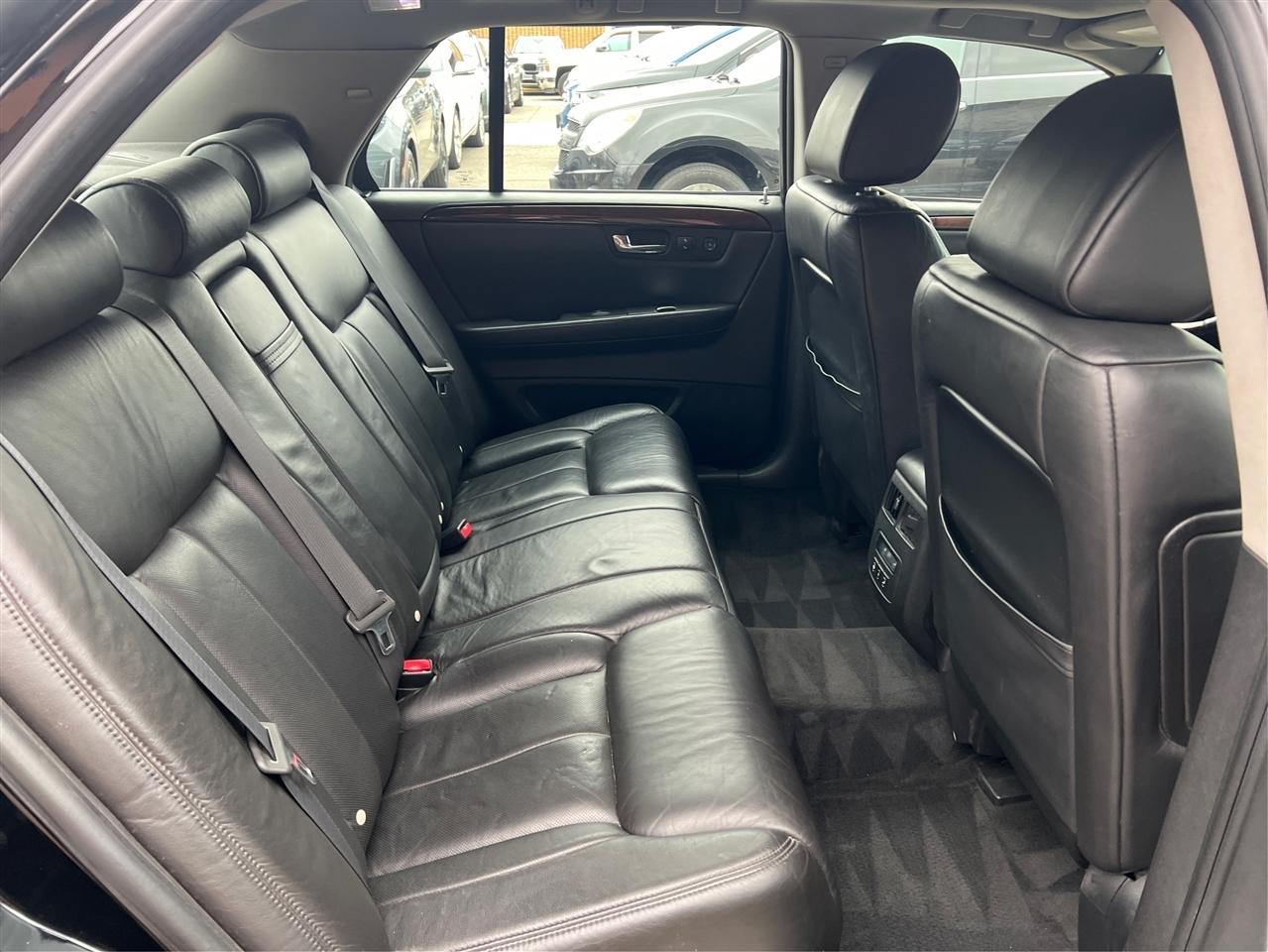 Cadillac DTS 4dr Sdn w/1SE 2008