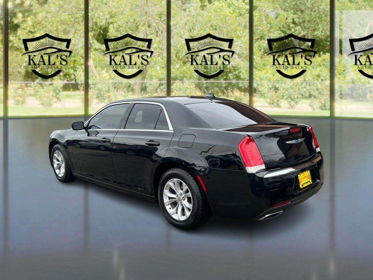 Chrysler 300 Touring RWD 2018