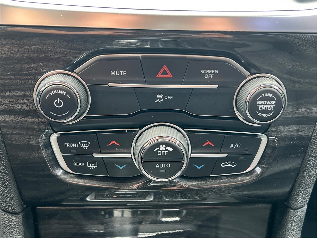 Chrysler 300 Touring RWD 2018