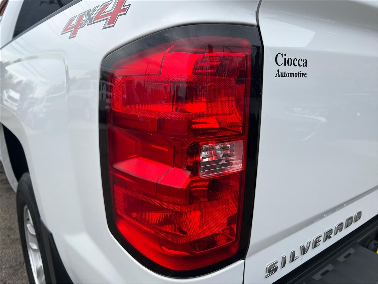 Chevrolet Silverado 1500 4WD Crew Cab 153.0" LT w/1LT 2015