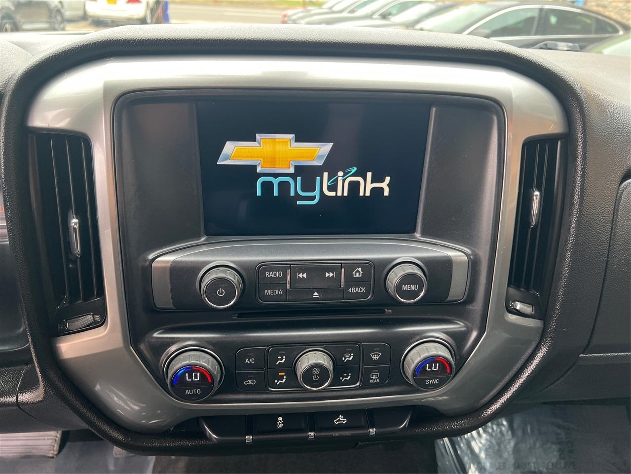 Chevrolet Silverado 1500 4WD Crew Cab 153.0" LT w/1LT 2015