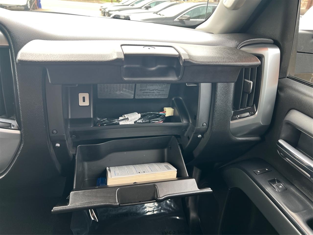 Chevrolet Silverado 1500 4WD Crew Cab 153.0" LT w/1LT 2015