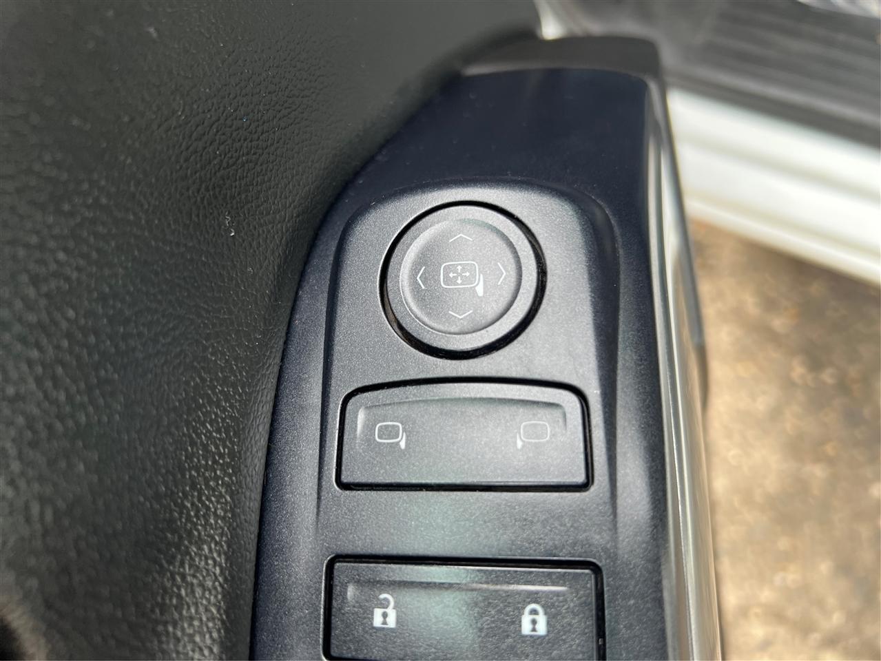 Chevrolet Silverado 1500 4WD Crew Cab 153.0" LT w/1LT 2015