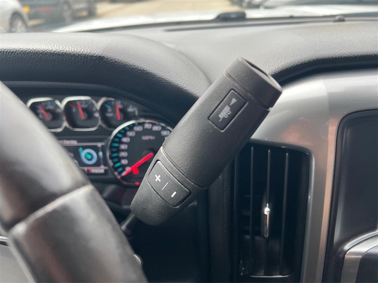 Chevrolet Silverado 1500 4WD Crew Cab 153.0" LT w/1LT 2015