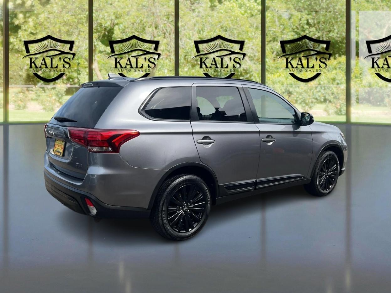Mitsubishi Outlander ES S-AWC 2020