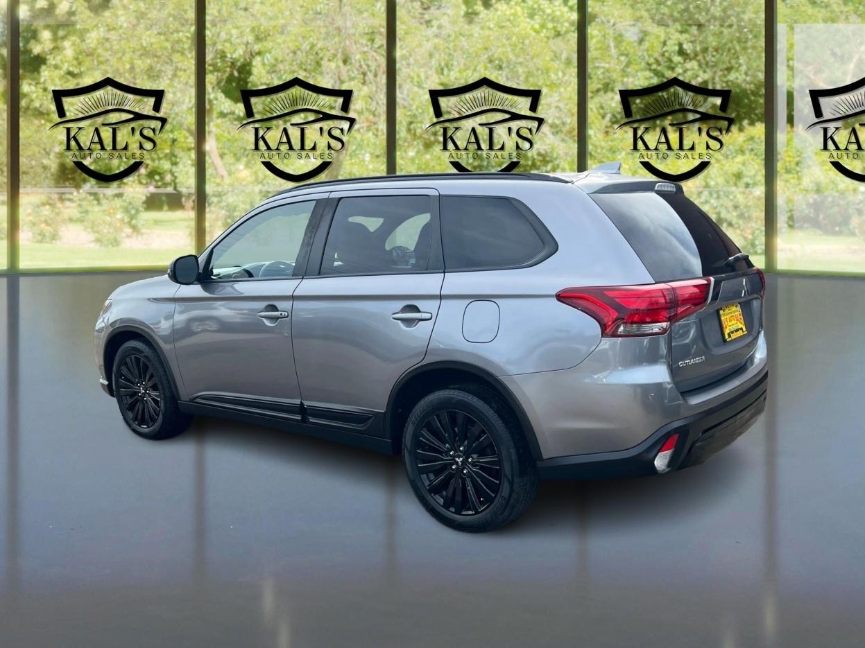 Mitsubishi Outlander ES S-AWC 2020