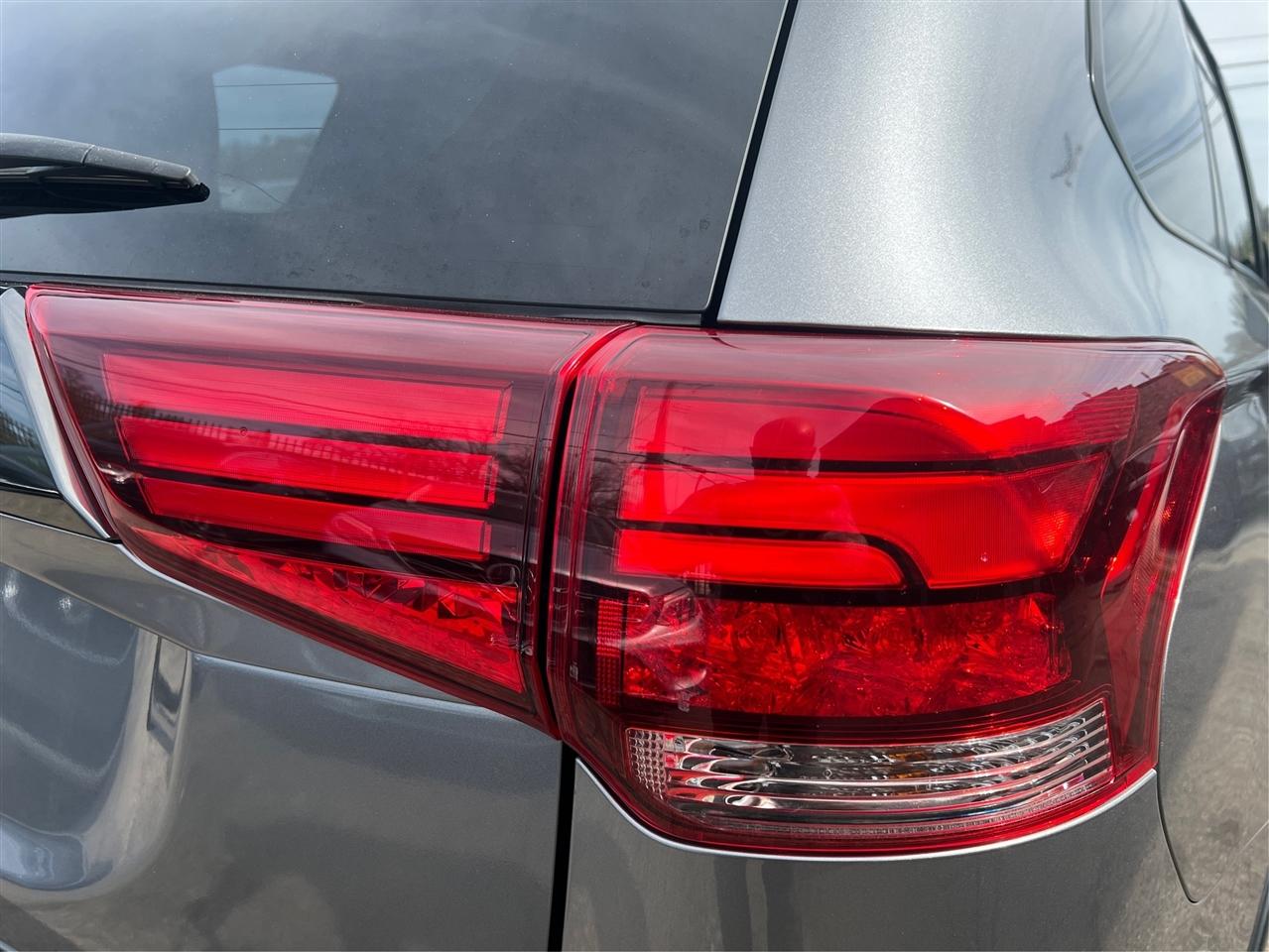 Mitsubishi Outlander ES S-AWC 2020