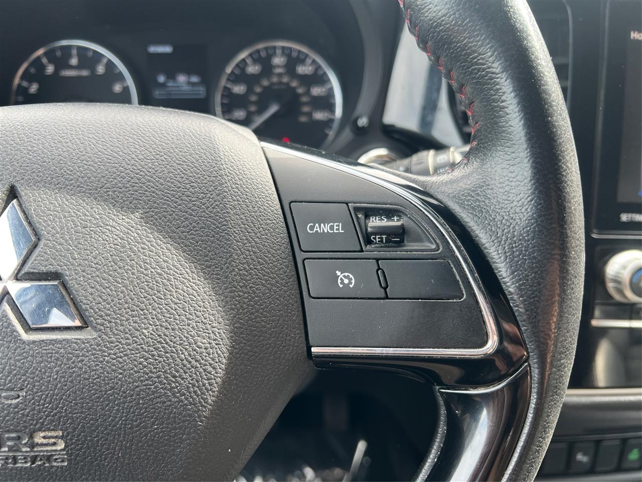 Mitsubishi Outlander ES S-AWC 2020