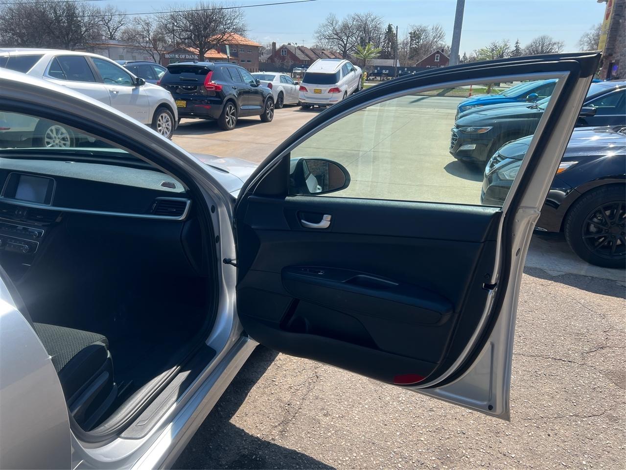 Kia Optima LX Auto 2019