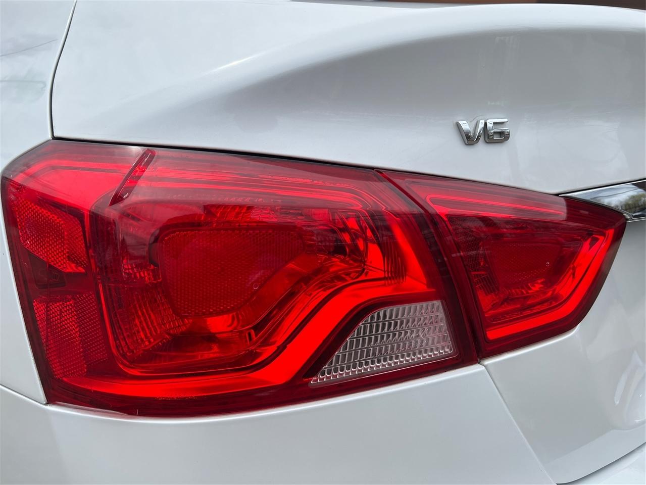 Chevrolet Impala 4dr Sdn Premier w/2LZ 2017