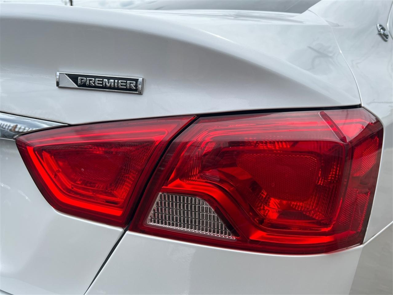 Chevrolet Impala 4dr Sdn Premier w/2LZ 2017